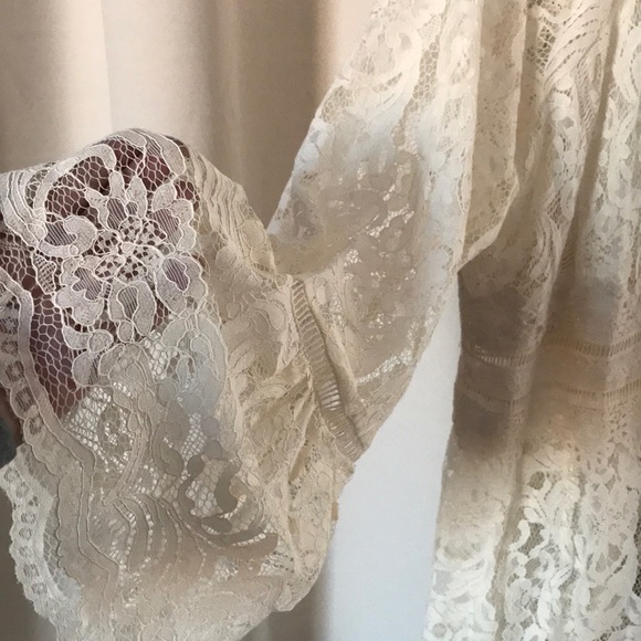 Coachella Vibes Boho Lace cardigan creme color - Picture 3 of 6